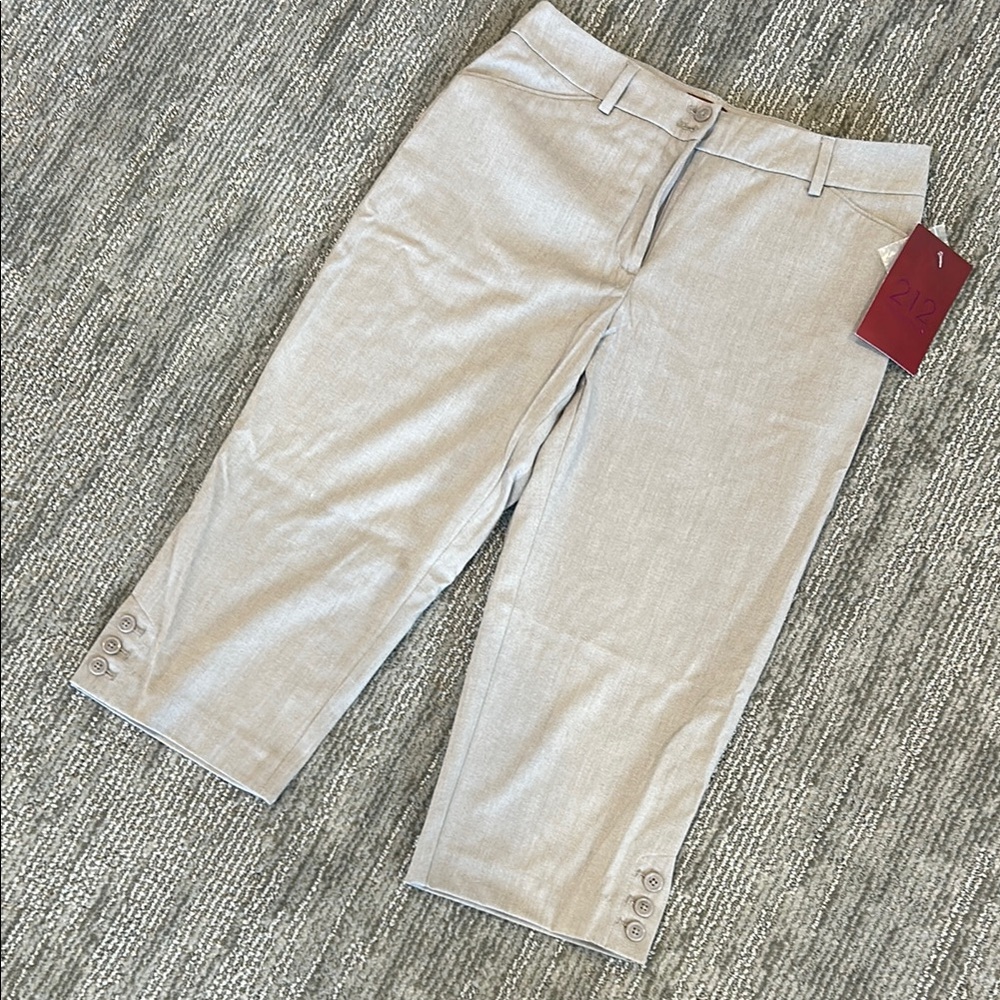 NWT Beige Cropped Pants with Button Detail size 8P